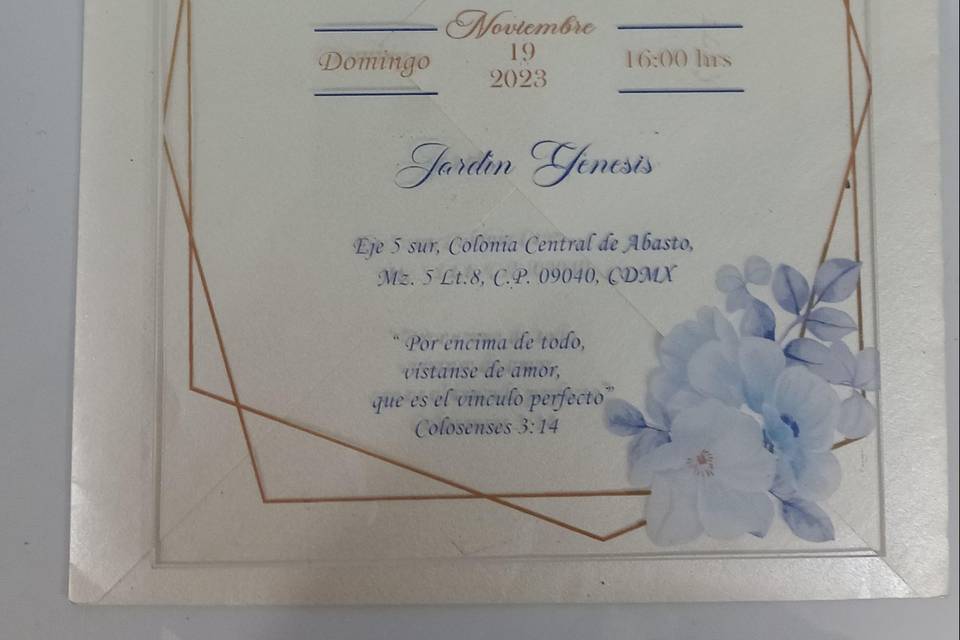 Invitación en azul y dorado