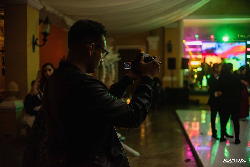 Servicio de fotografía y video