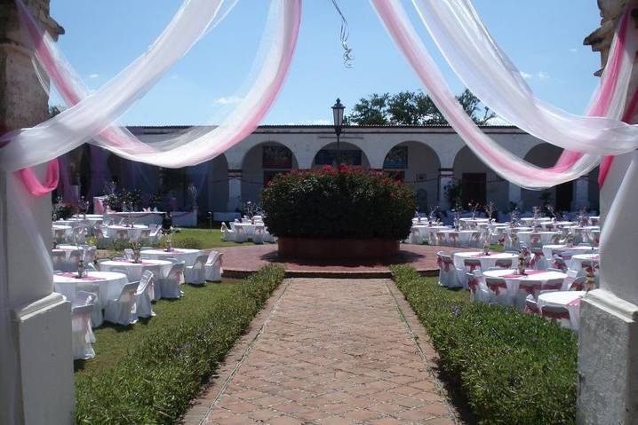 Hotel 6 Ex-Hacienda de Los Corres