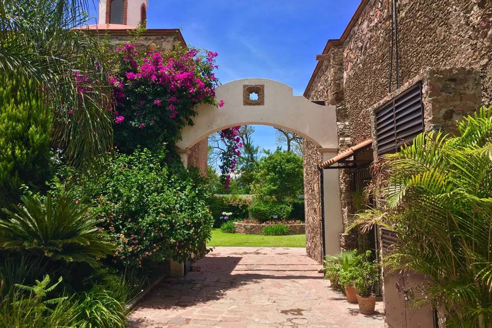 Hacienda Valencia HB