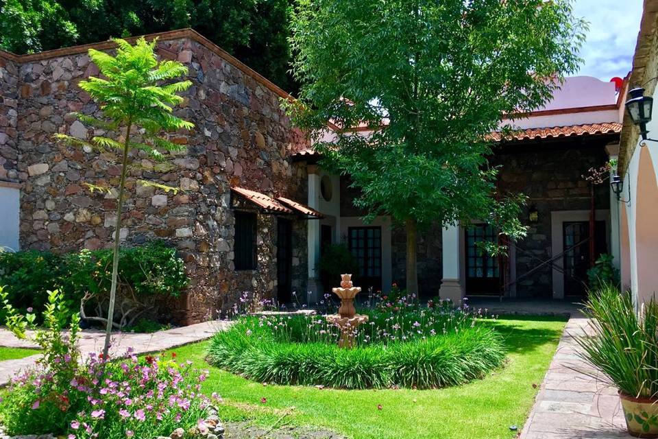 Hacienda Valencia HB