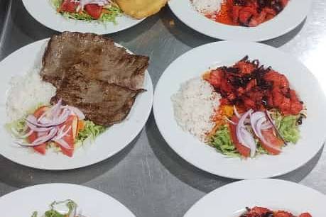 Comida en la terraza