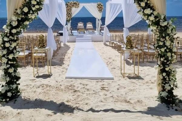 Altar en la playa