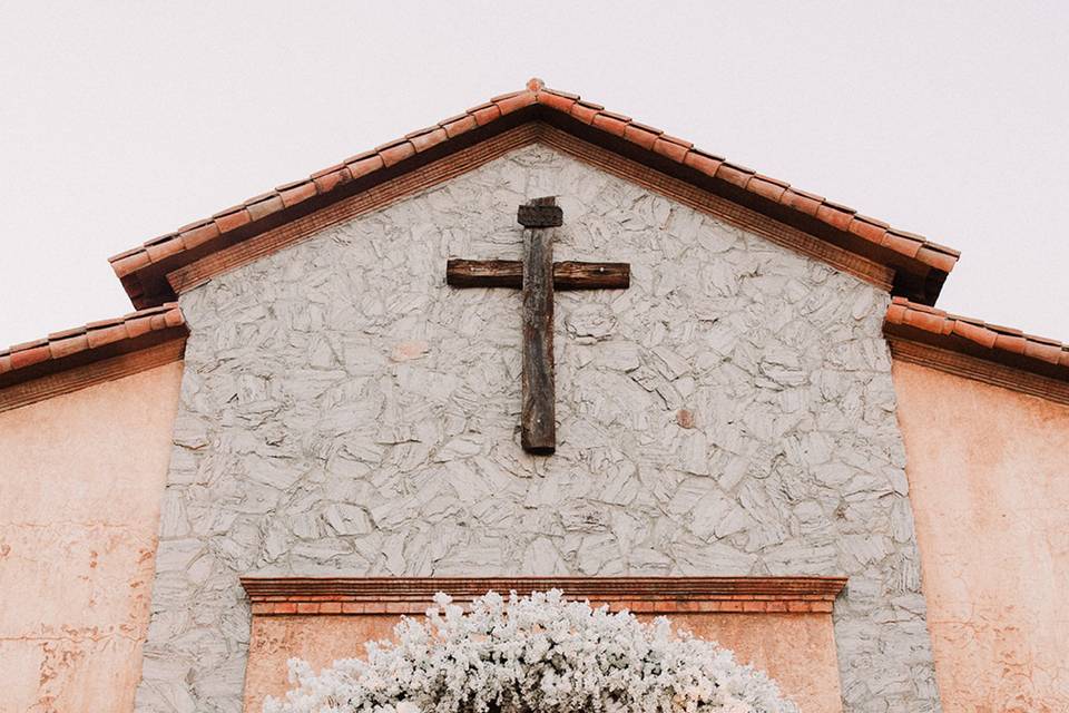 Flowers transform the entrance