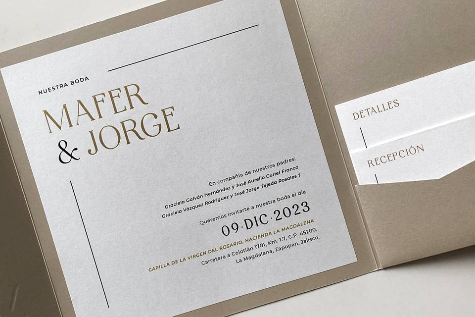 Invitación tríptico cuadrado