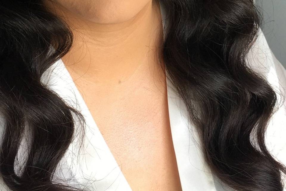 Noviacon cabello ondulado