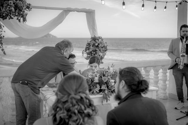 Valeria & Miguel