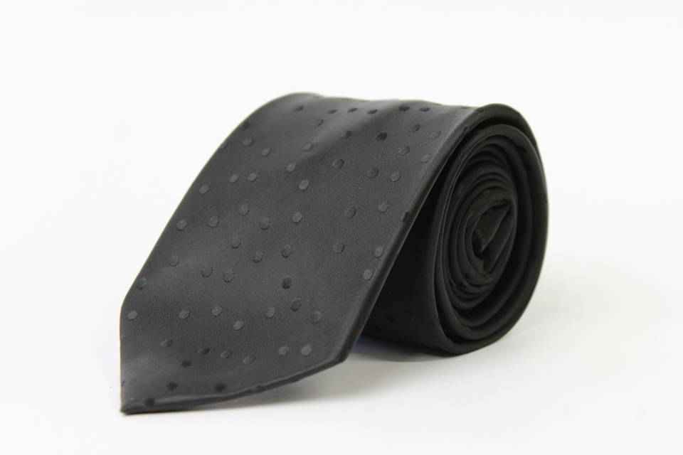 Corbata negra lisa