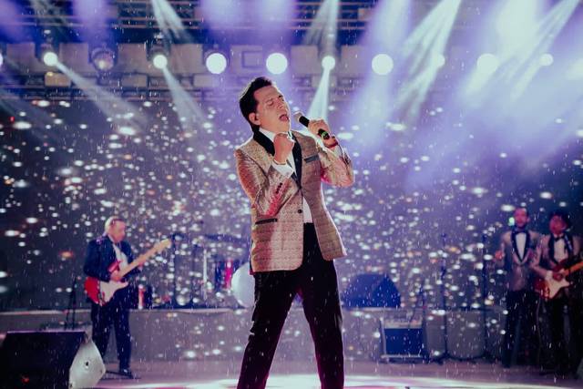 Enrique Valnaty Imitador