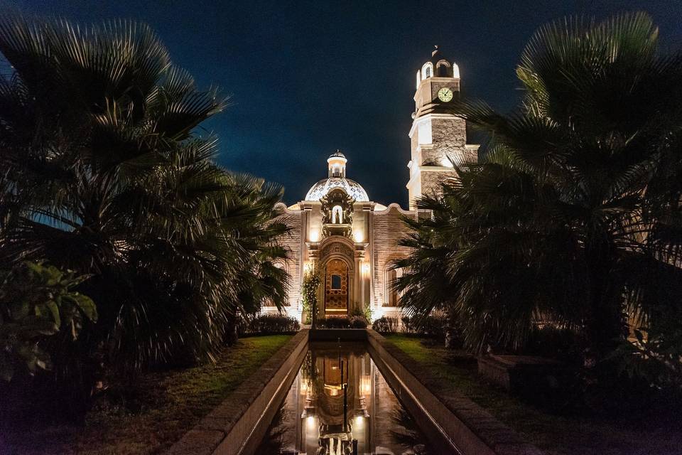 Hacienda de noche