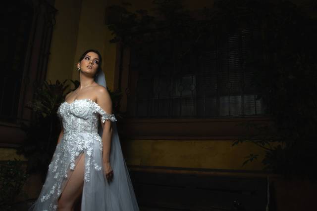 Novia de perfil