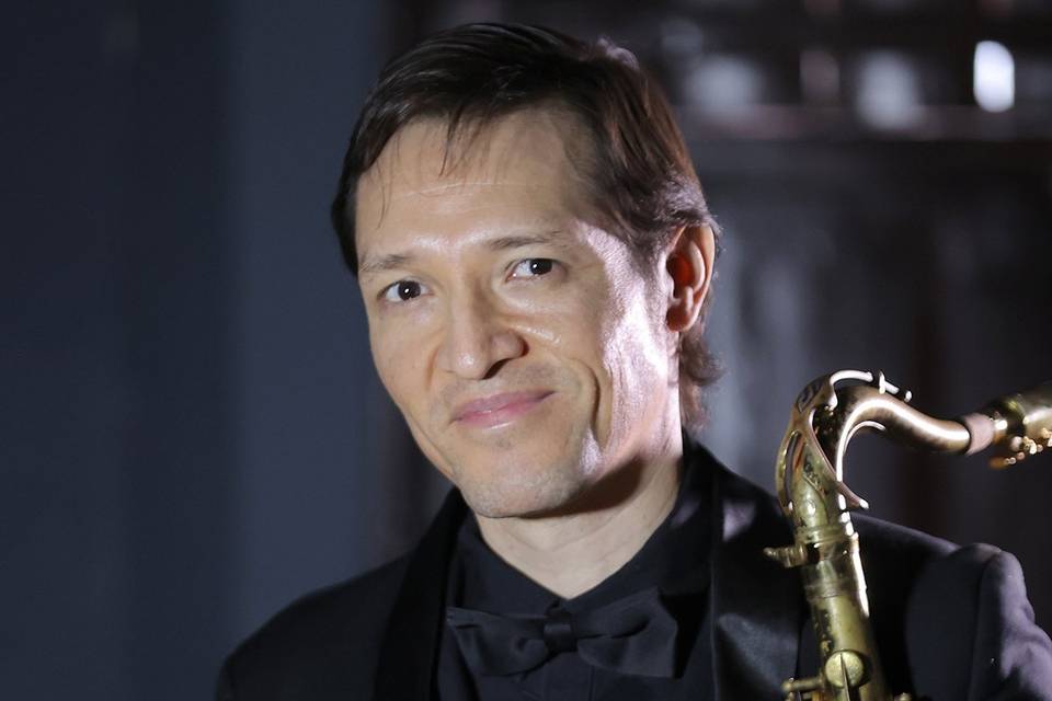 Saxo: Miguel Ángel Covarrubias