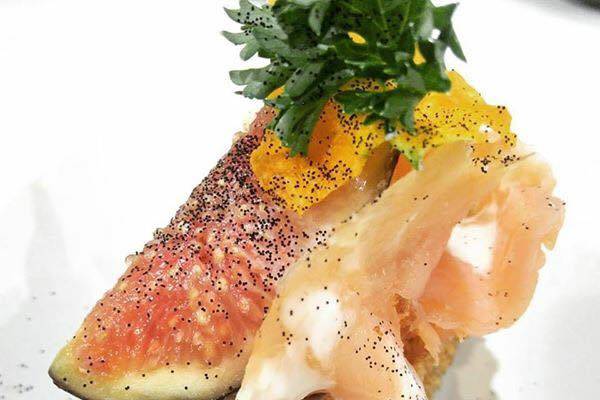 Carne de cordero, jamón serrano