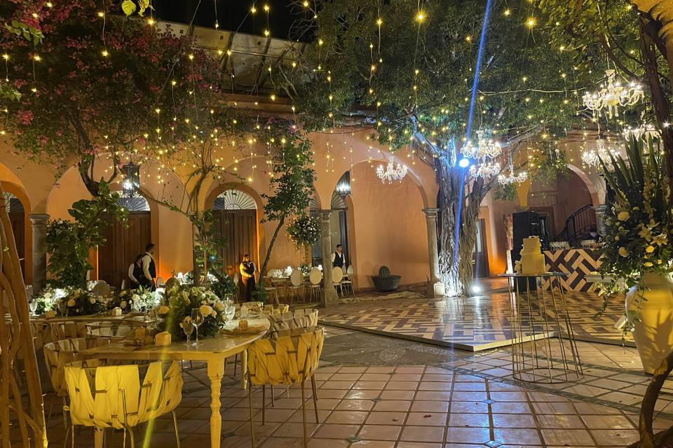 La Casa Vieja