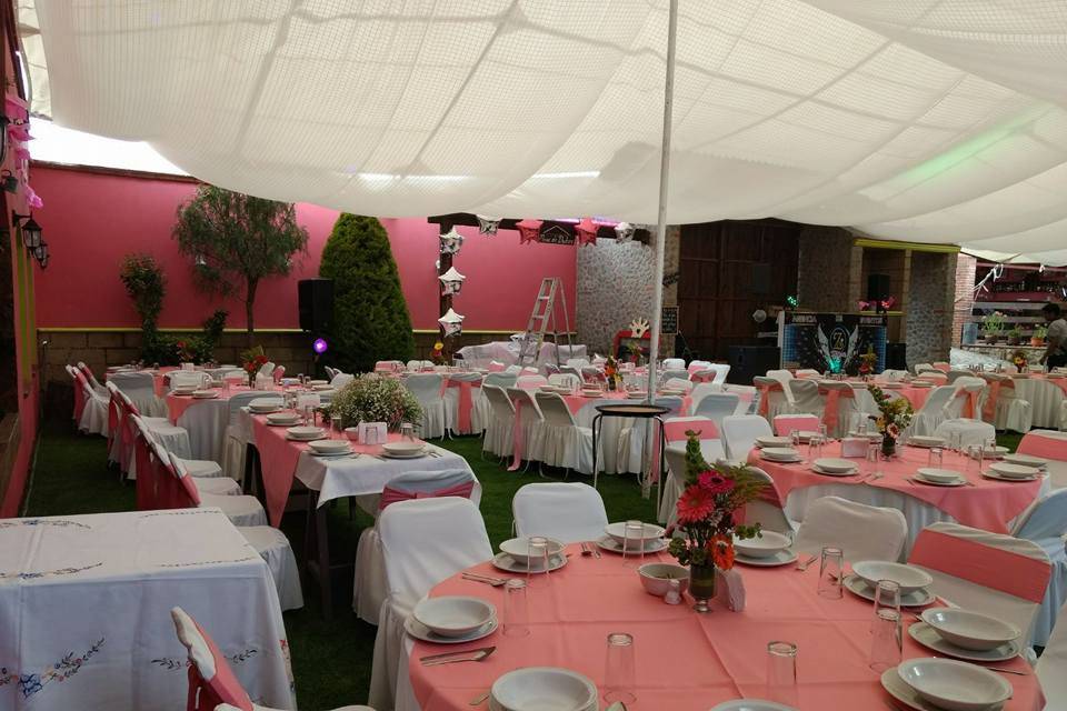 Rosen Salón Jardín