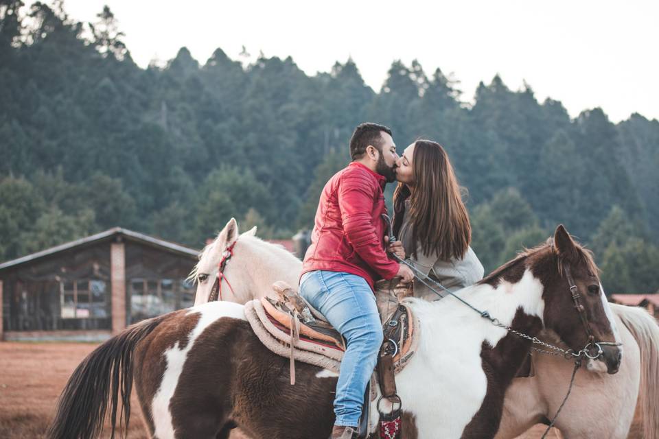 Besos y más besos