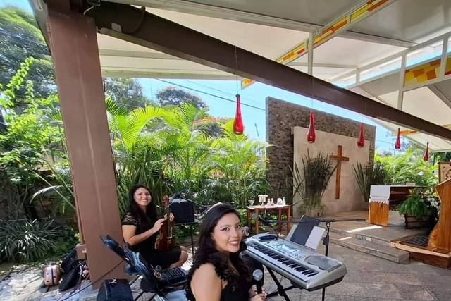 Voz femenina y violín