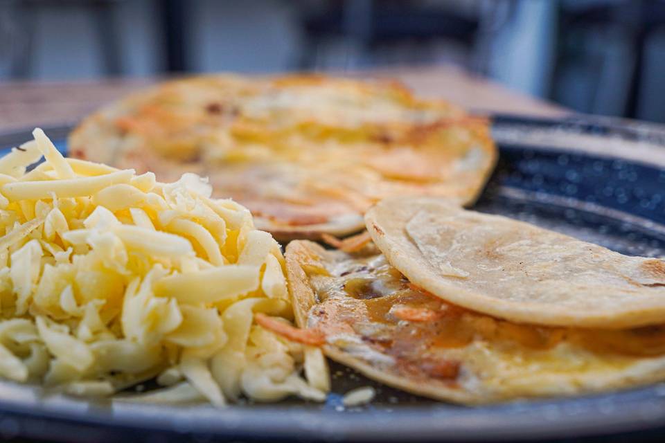 Quesadillas con queso menonita