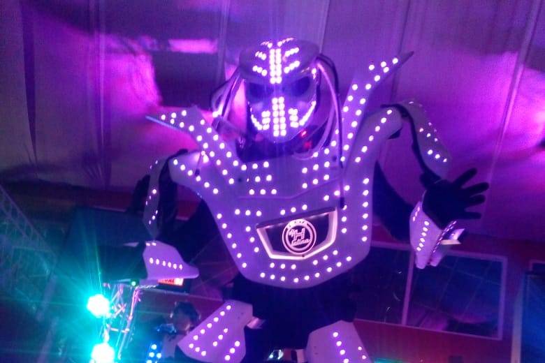 Robot led