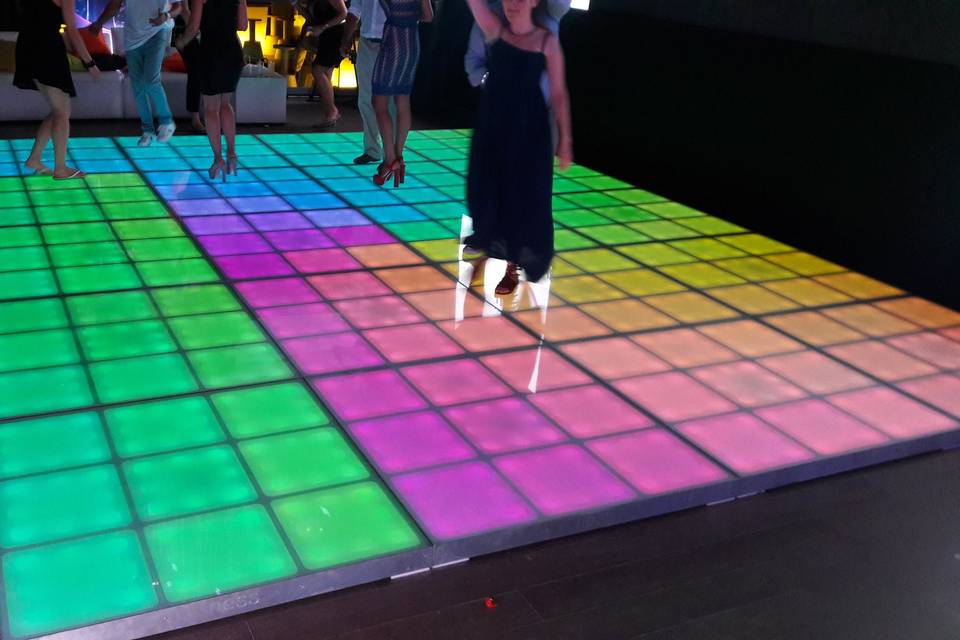 Pista de baile iluminada