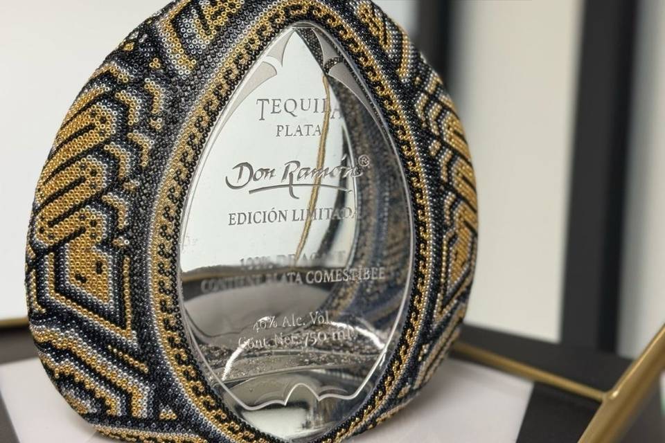 TEQUILA PLATA EDICIÓN ESPECIAL