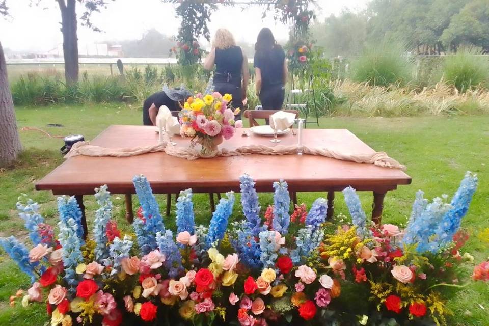 Decoración mesa de novios