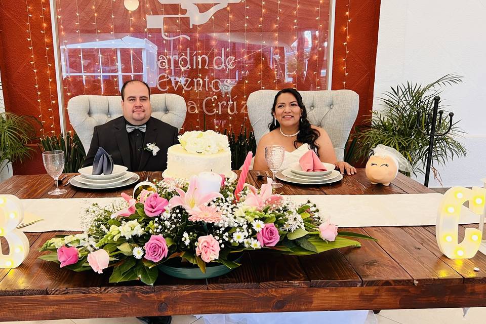 Novios felices