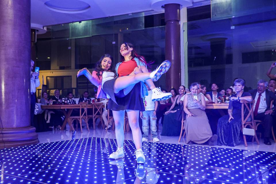 Bailes