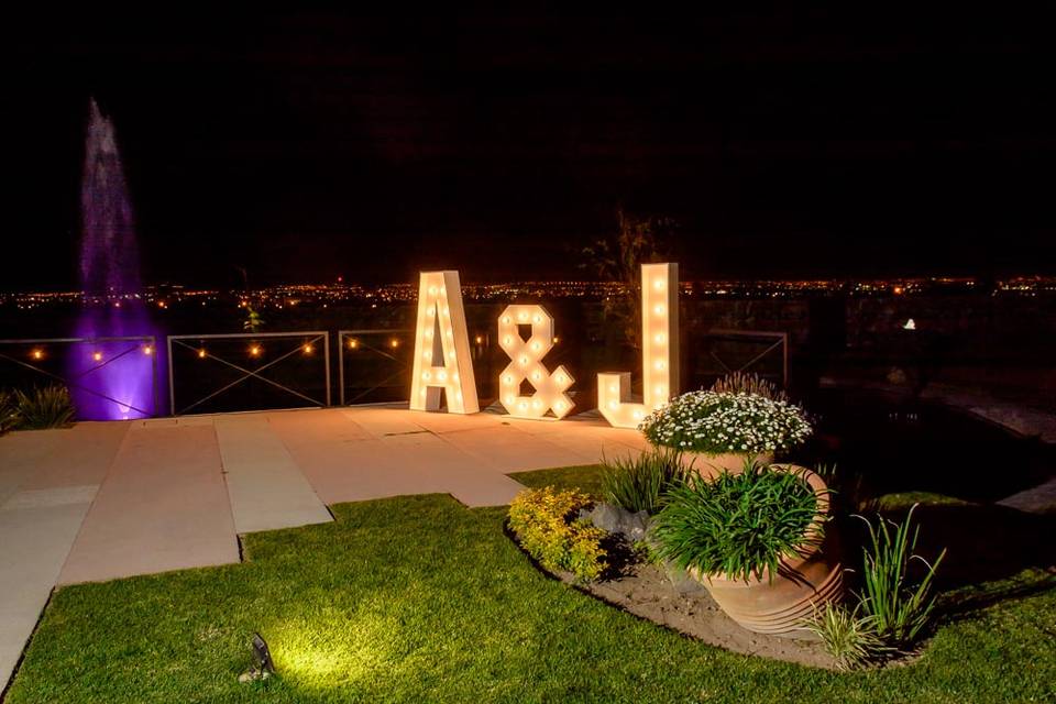 Allegra Events - Letras Gigantes