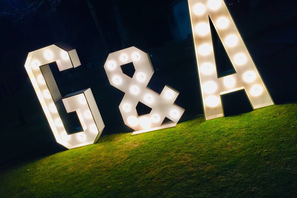 Allegra Events - Letras Gigantes