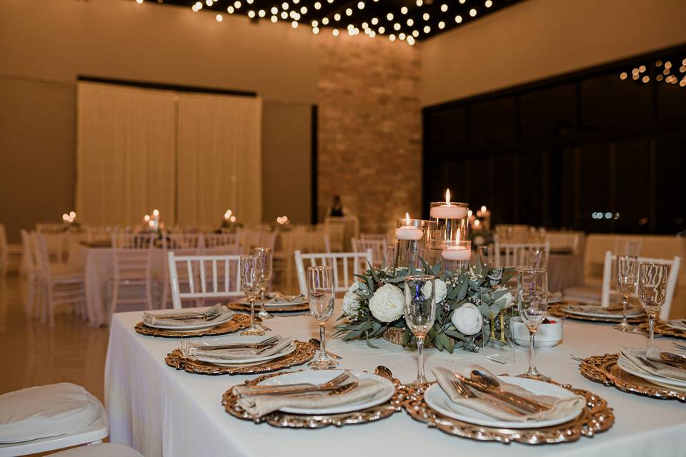 Table stylist