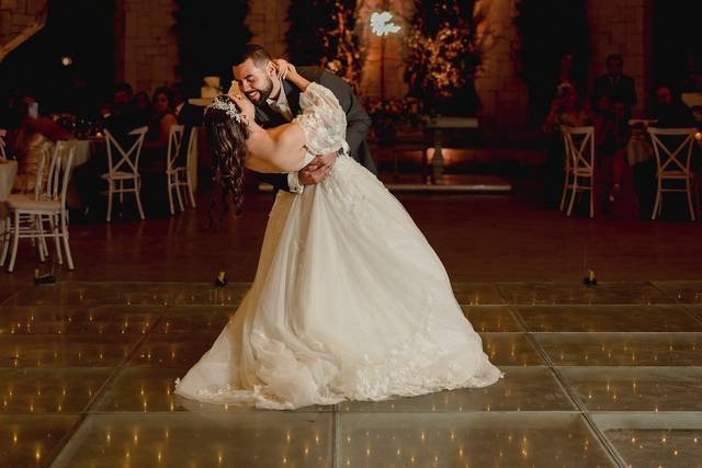 Reyesi Event & Wedding Planner