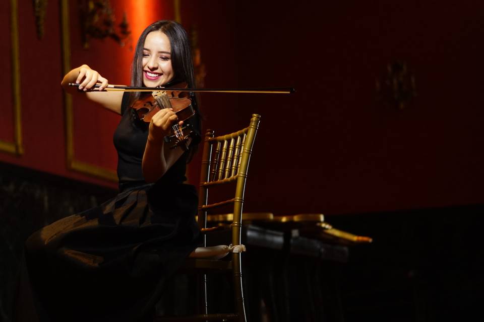 Violinista jessica bautista