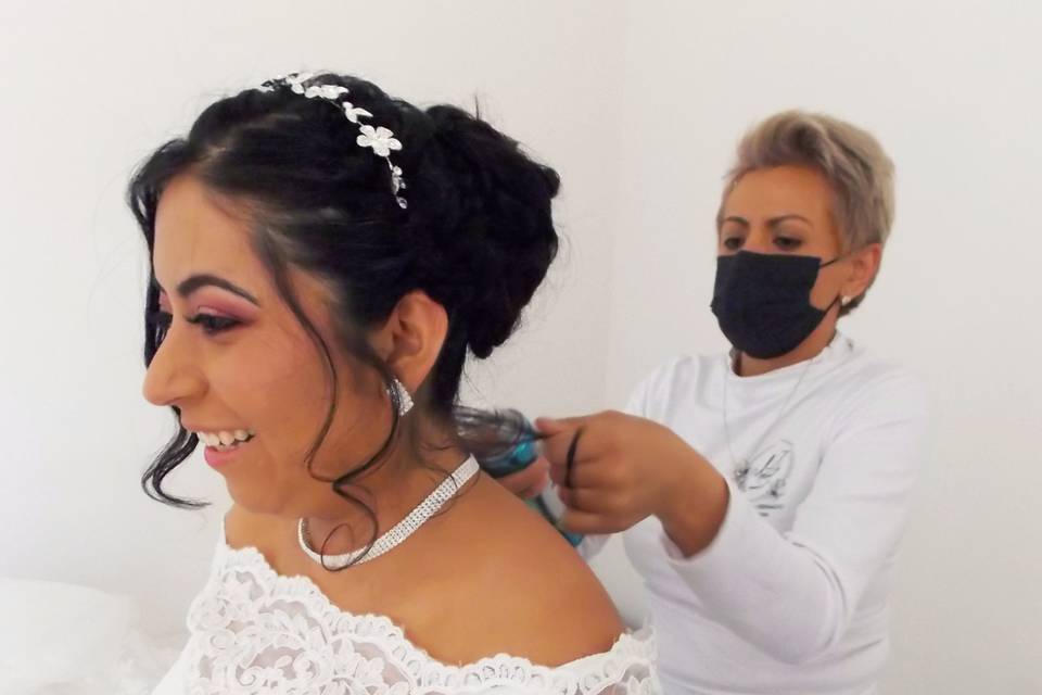 Iris Méndez Makeup Studio