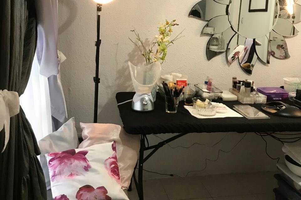 Iris Méndez Makeup Studio