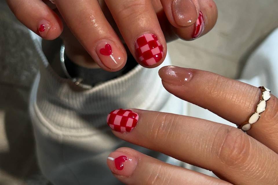 Nail's Roomiranda