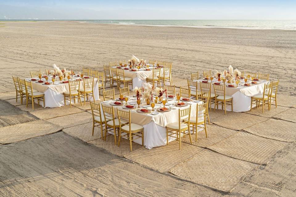 Playa grand bliss (curfew 4am)