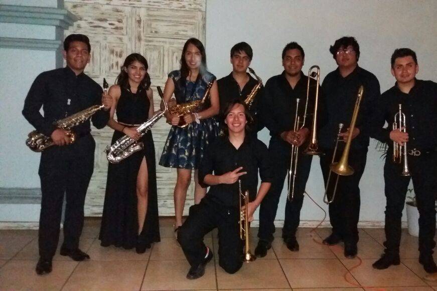 Enzastiga Orquesta Live