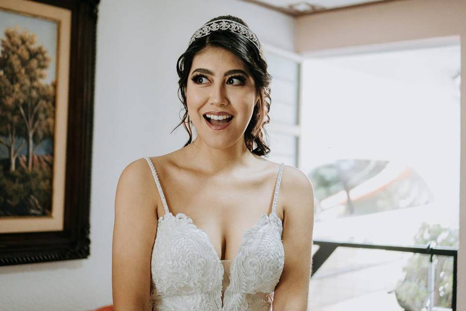 Peinado y Maquillaje Novia