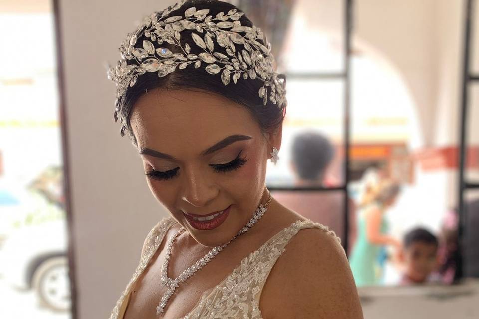 Peinado y Maquillaje Novia