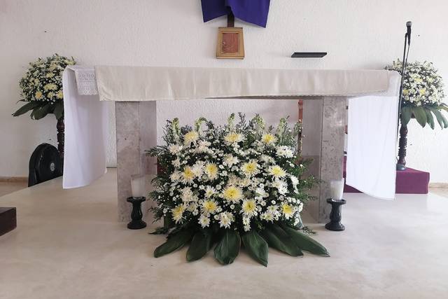 Arreglo floral blanco