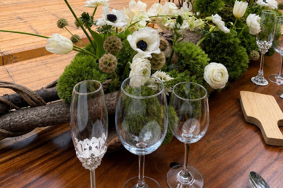 Boda minimalista boscosa