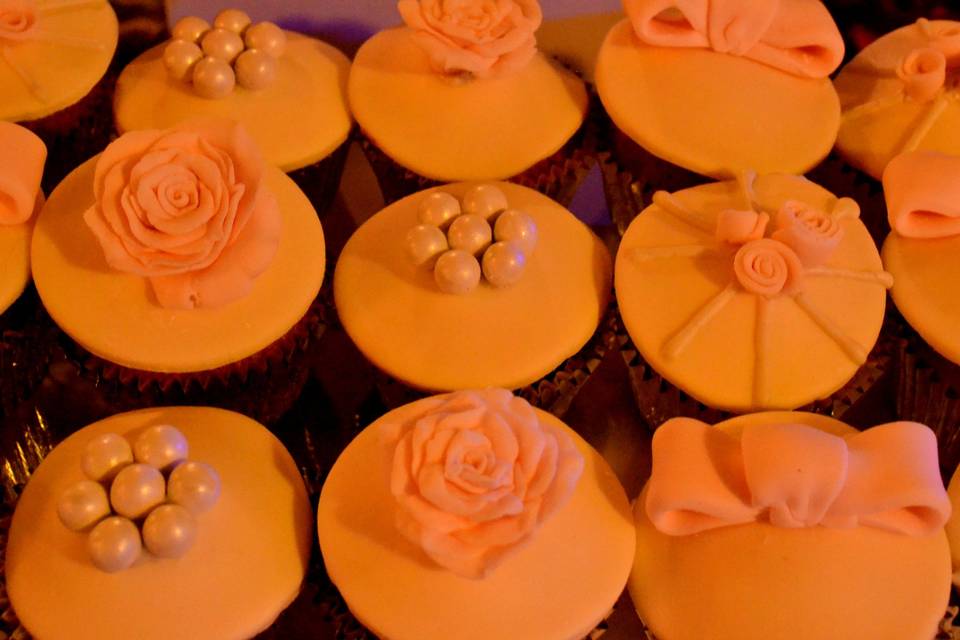 Vintage cupcakes