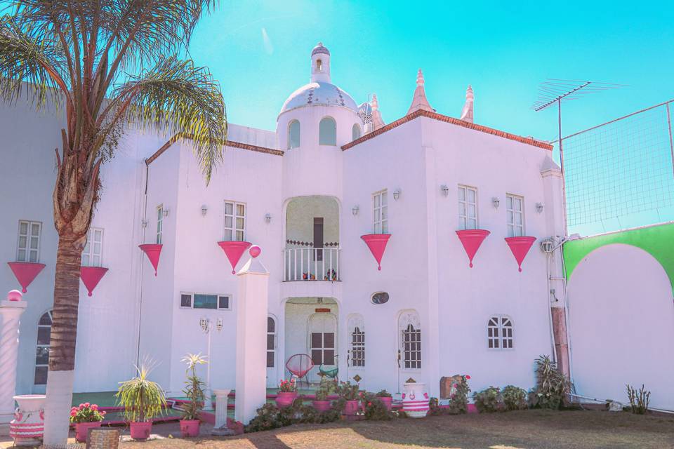 Fachada estilo hacienda del Salon de Fiestas Villaverde en Chalco Estado de Mexico