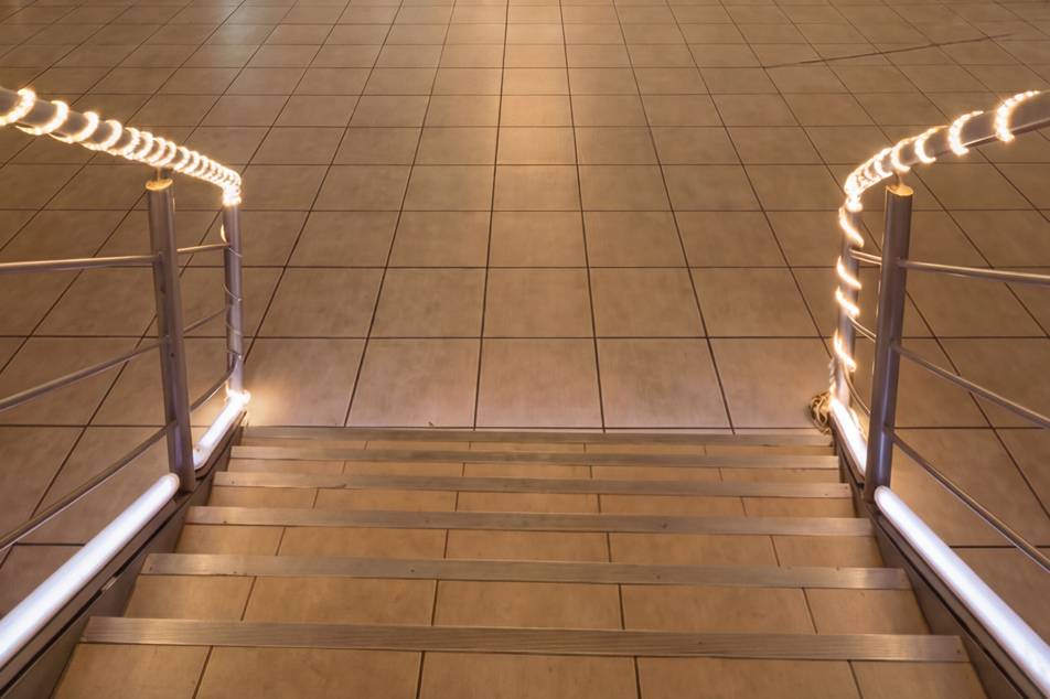 Pista de baile iluminada para fiesta de XV anos en Villaverde Chalco