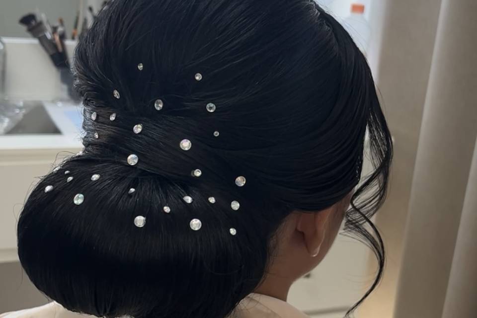 Maquillaje y peinado