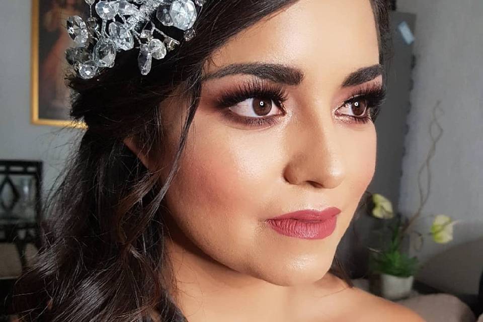 Maquillaje y peinado nupcial