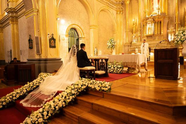 Cindy Torres Wedding Planner