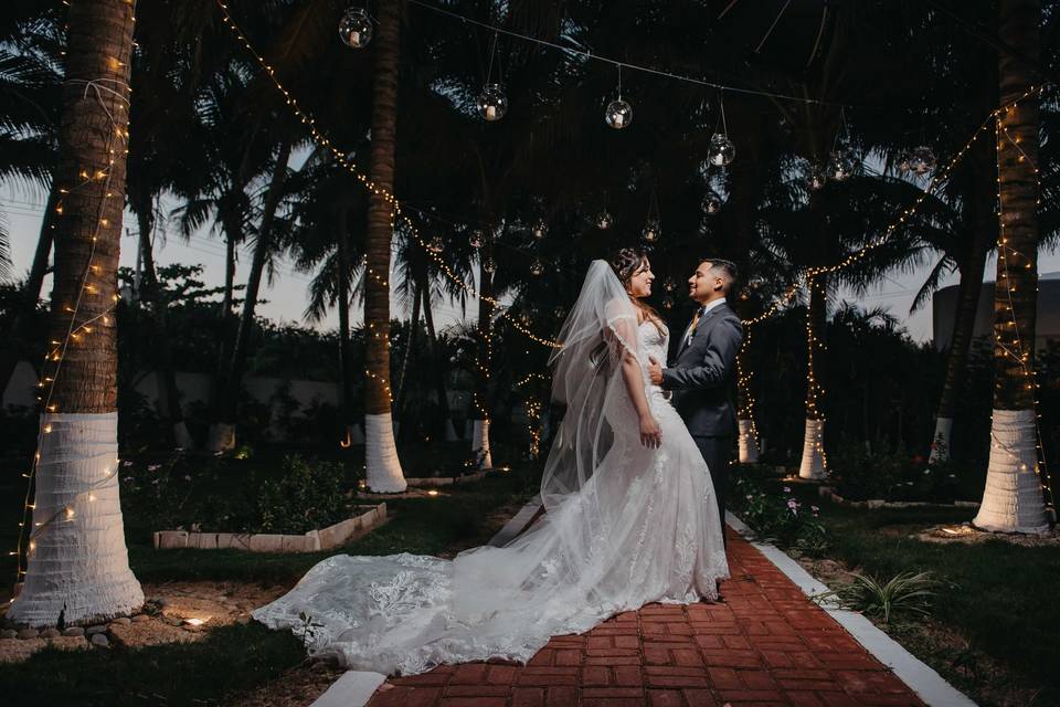 Novios vista al mar