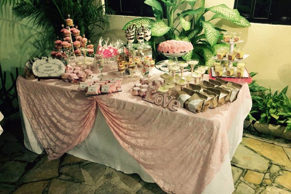 Eventos PartyBooth - Mesa de Postres